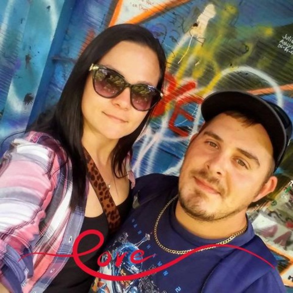 Meet your Posher, Cheyetta - Picture 1 of 1